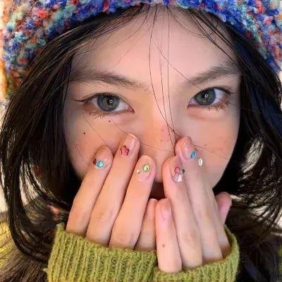 间谍嬉春